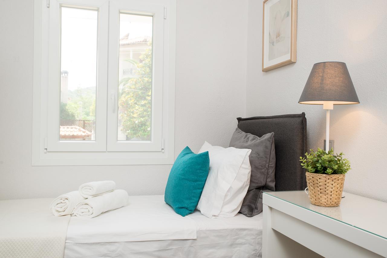 Palio Grey Apartments PalaiónTsiflíkion Buitenkant foto