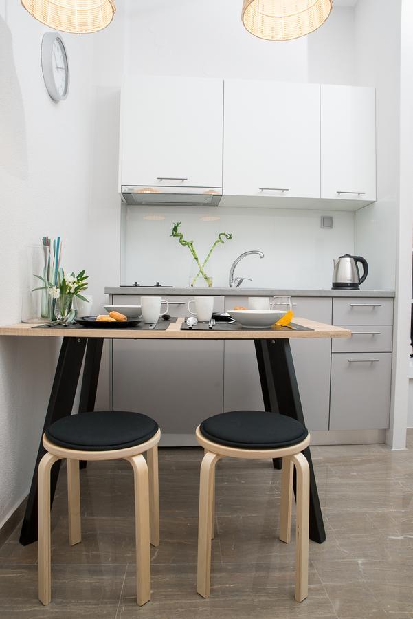 Palio Grey Apartments PalaiónTsiflíkion Buitenkant foto