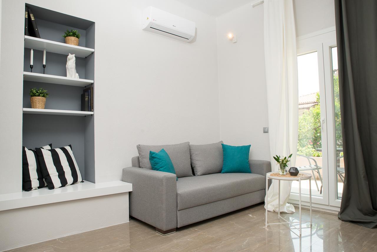 Palio Grey Apartments PalaiónTsiflíkion Buitenkant foto
